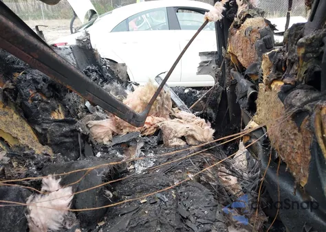 2017 Land Rover Range Rover 3.0L V6 Turbocharged Diesel Hse Td6 z USA, uszkodzony, nr VIN SALGS2FK5HA324783